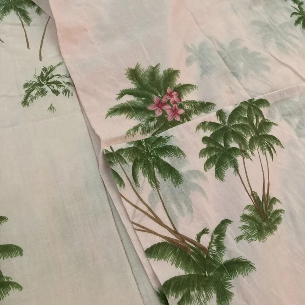 1980s Pink Palm tree comforter and pillow shams - Queen size